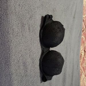 VS Pink push up bra size 34b